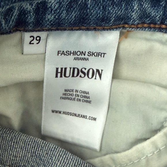 Hudson Jeans Classic Blue Denim - Picture 9 of 9
